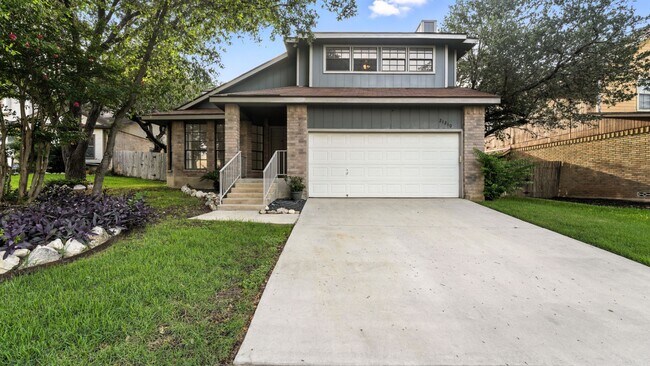 Primary Photo - 21210 Malibu Colony