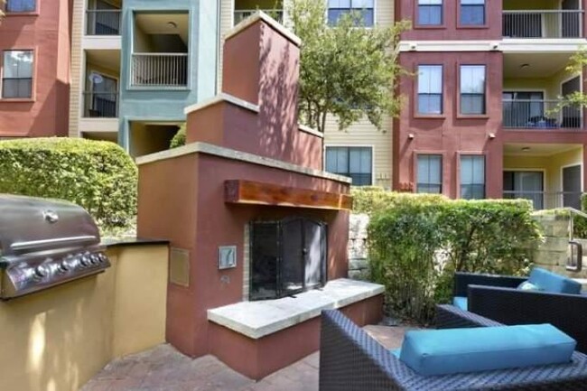 Building Photo - 1 bedroom in San Antonio TX 78230