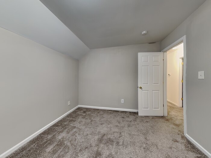 Building Photo - 5859 Crimson Oak Ct