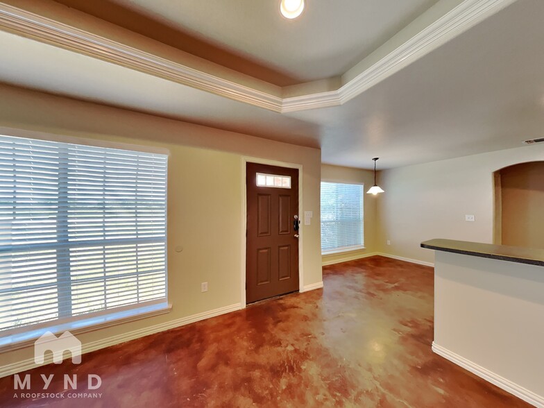 Building Photo - 104 Jolin Ln