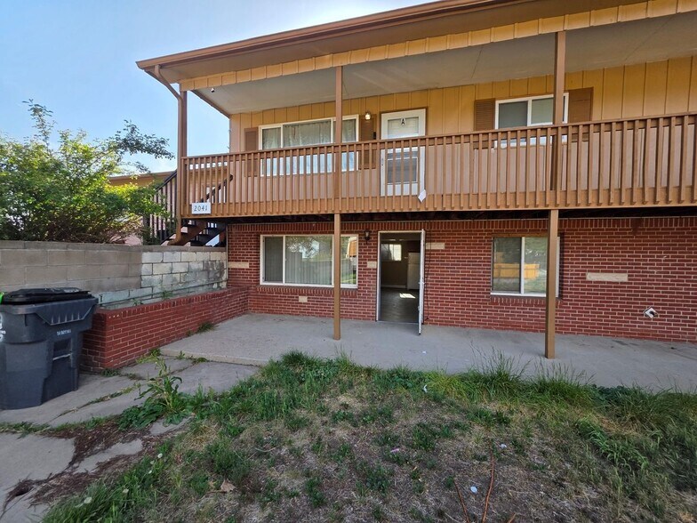 Building Photo - 2041 Fairplay St