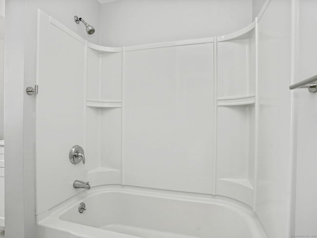 Building Photo - 29 Redfield Rd