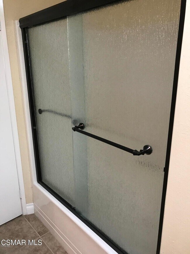 Building Photo - 3719 Summershore Ln