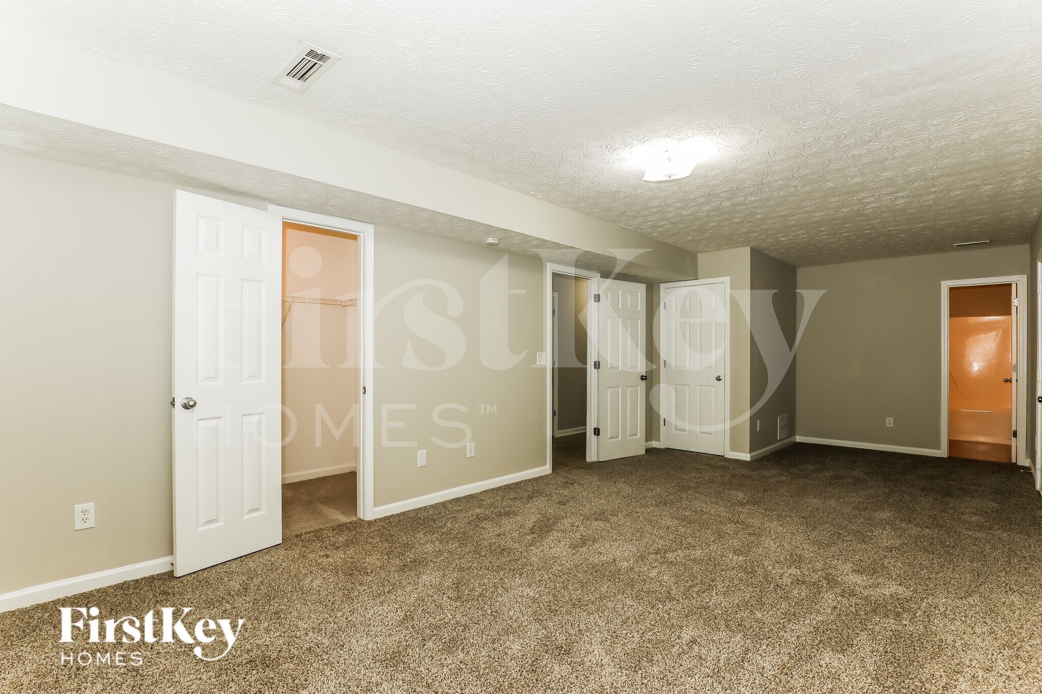 Building Photo - 708 Tullamore Way