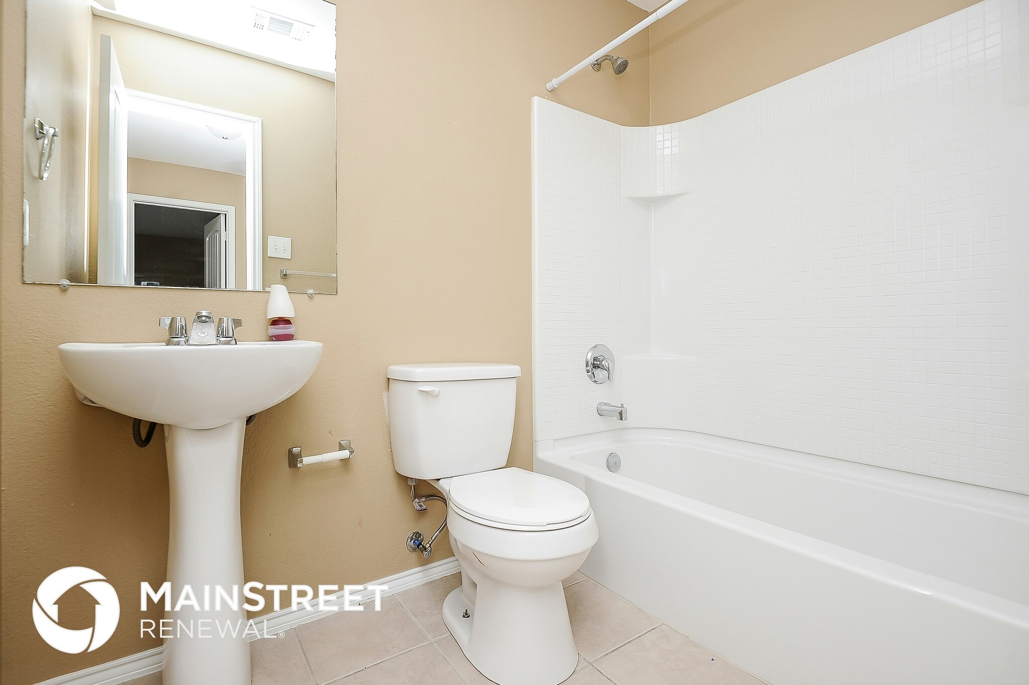 Building Photo - 1700 Village Park Trail