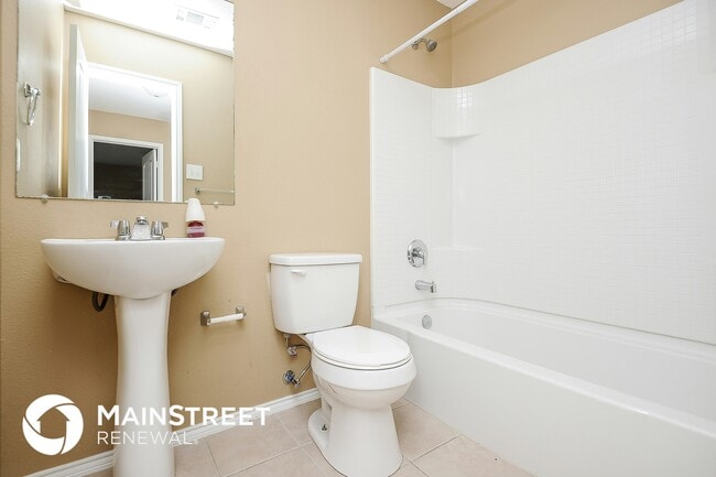 Building Photo - 1700 Village Park Trail