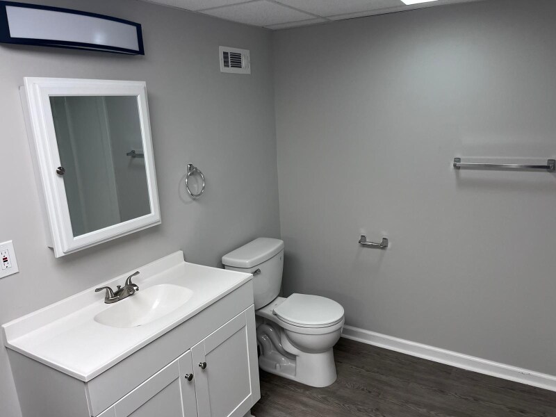 Building Photo - 3064 Hicks Rd