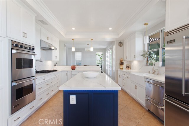 Building Photo - 7420 Cliffside Ct