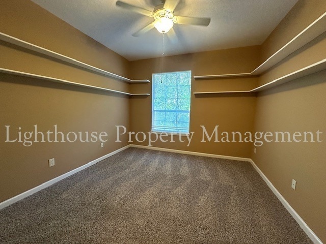 Building Photo - 2 Bedroom / 2 Bathroom Condo in Gated Community