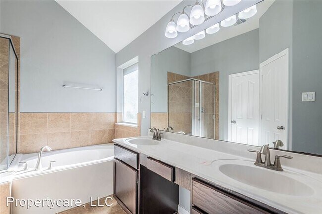 Building Photo - 3027 Cimarron Pass Dr