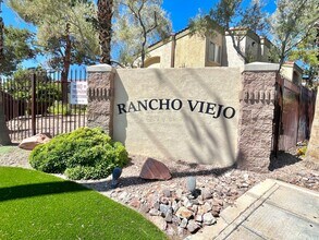 Building Photo - First-Floor Condo with Detached Garage in Gated Ranch Viejo
