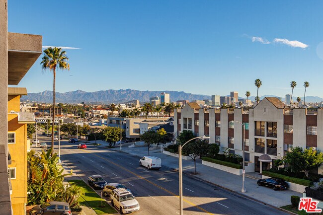 Building Photo - 1187 Crenshaw Blvd