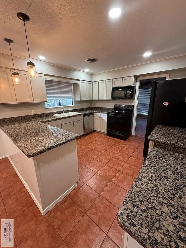 Building Photo - 5109 Rico Cir