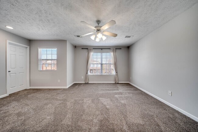 Building Photo - 1005 Gannett Rd