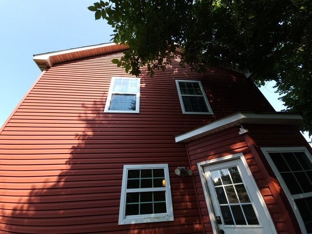 Building Photo - 2510 Chestnut St