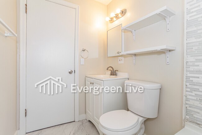 Building Photo - 6331 Stover Ave