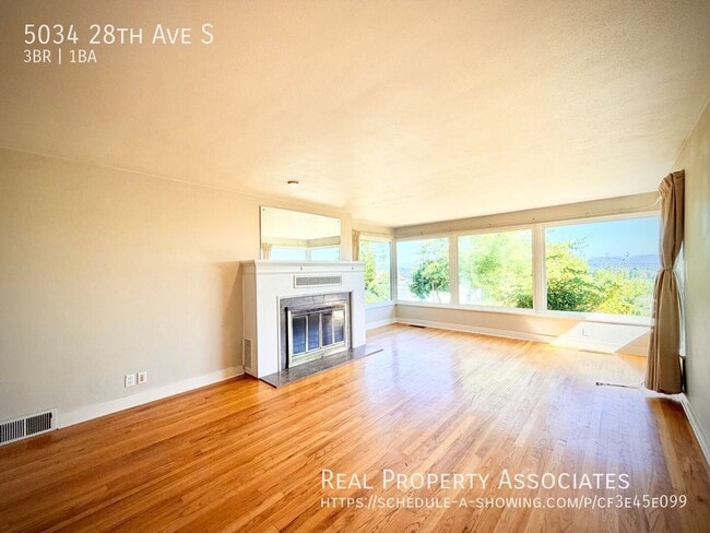 Building Photo - 5034 28th Ave S