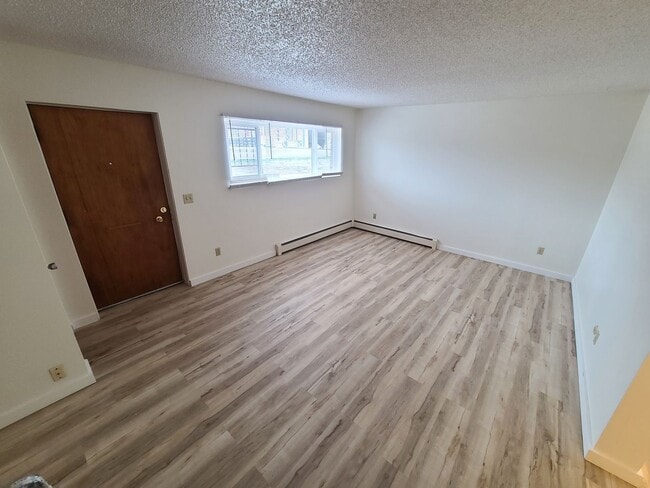 Building Photo - Knowles 4-Plex