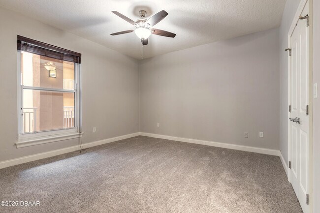 Building Photo - 3245 S Atlantic Ave