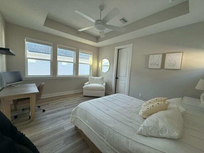 Building Photo - 11023 Cosmic Wy