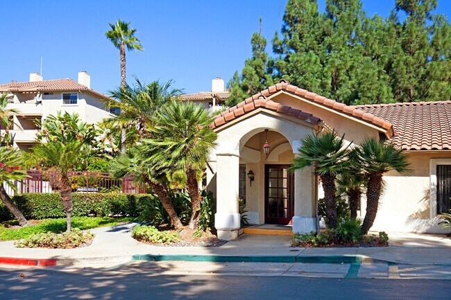 Building Photo - 3508 Paseo De Los Americanos