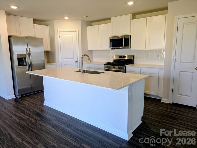 Building Photo - 107 Tallulah Ct