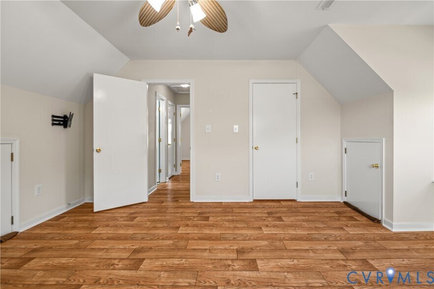 Building Photo - 7156 Birchwood Cir