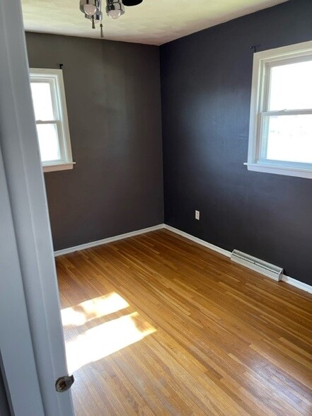 Building Photo - 1815 Cody St