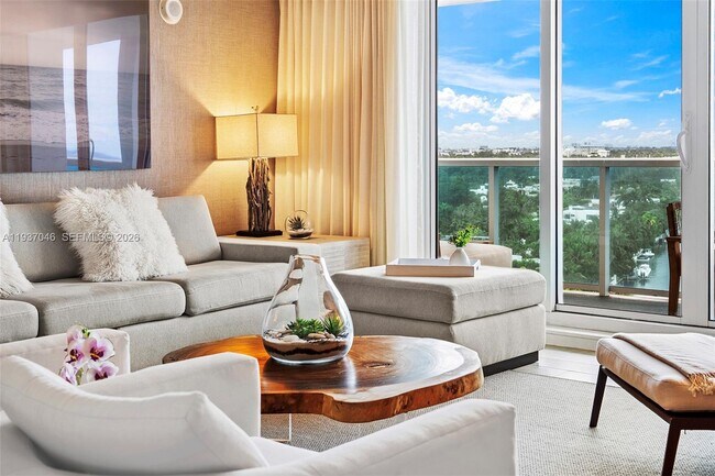 Building Photo - 102 24th St