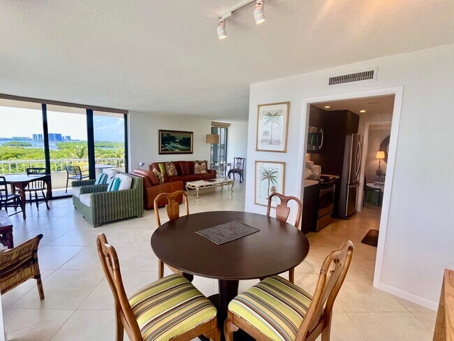 Building Photo - 5550 N Ocean Dr