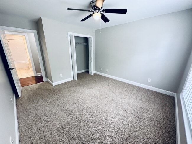 Building Photo - 3571 Brampton Dr