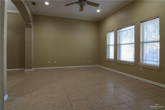 Building Photo - 15 Fourth N St