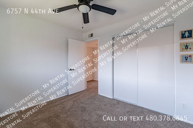 Building Photo - 6757 N 44th Ave