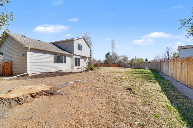 Building Photo - 2348 Forsythia Ct