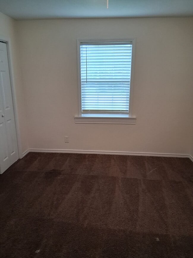 Building Photo - 1414 Alta Mira Dr