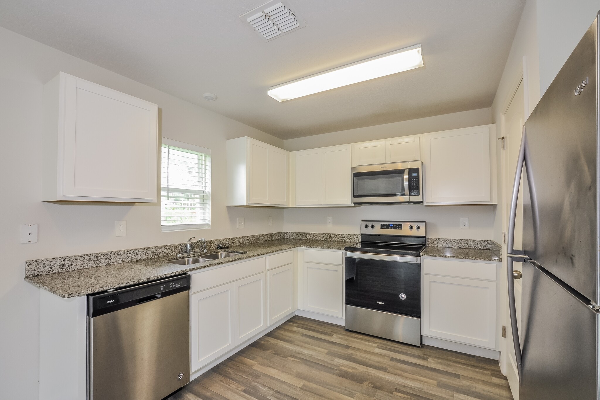 Building Photo - 23 Ryecliffe Dr