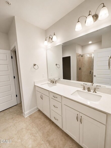 Building Photo - 602 Market Grove Dr