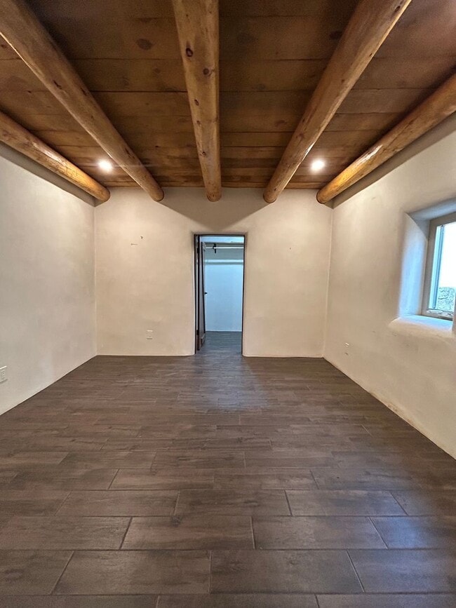 Building Photo - 152 Lorenzo Rd