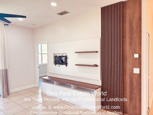 Building Photo - 13507 Summerton Dr