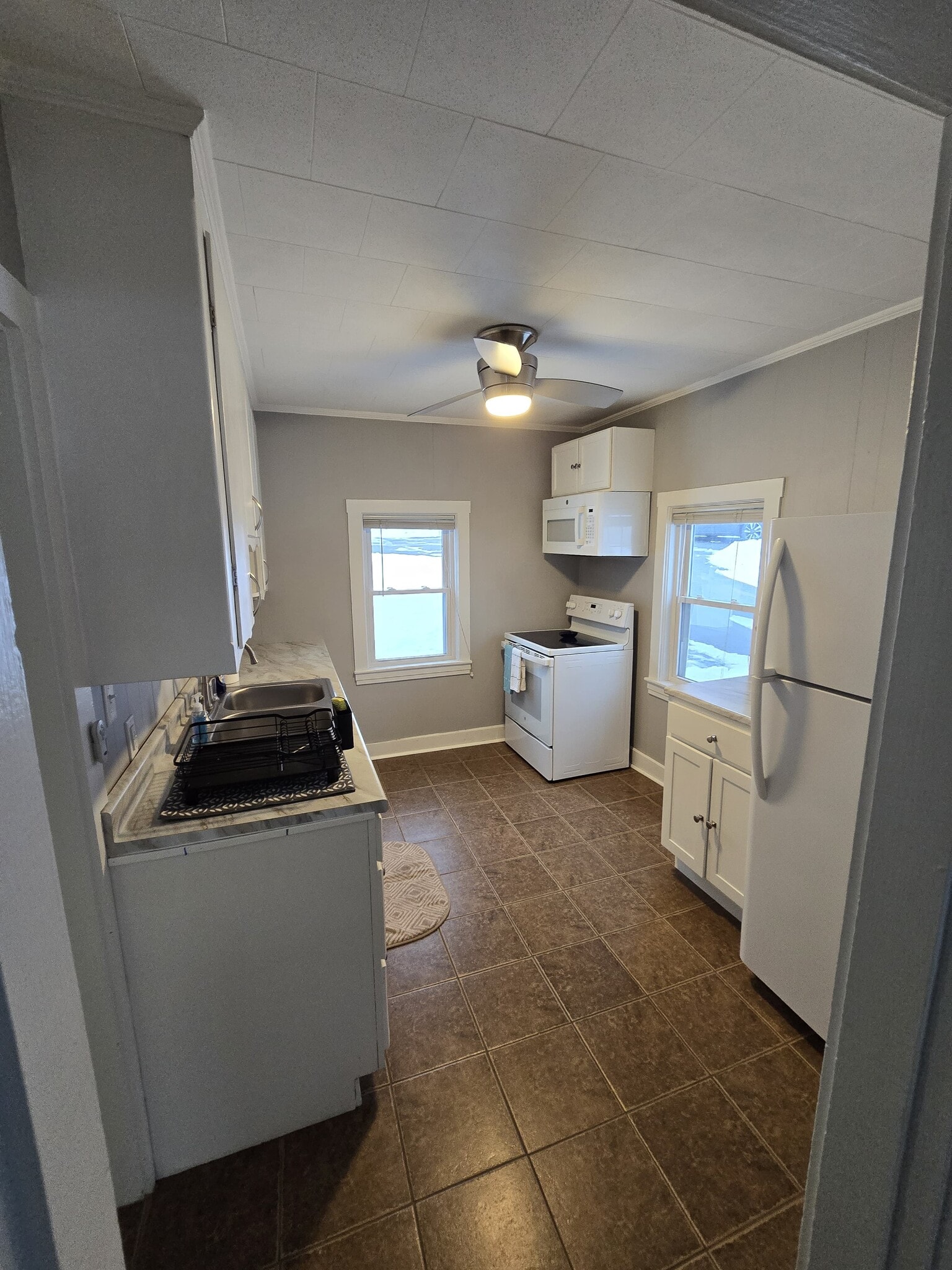 Kitchen - 332 Broadway