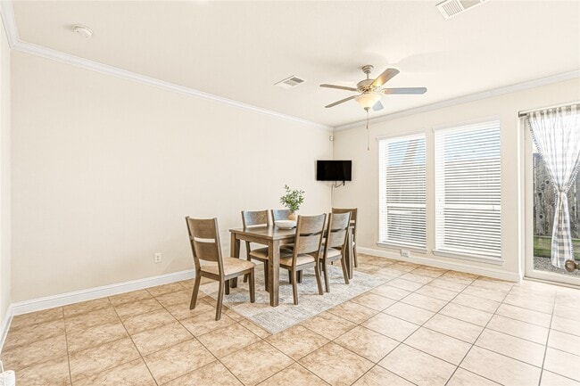 Building Photo - 1757 Sierra Crest Dr