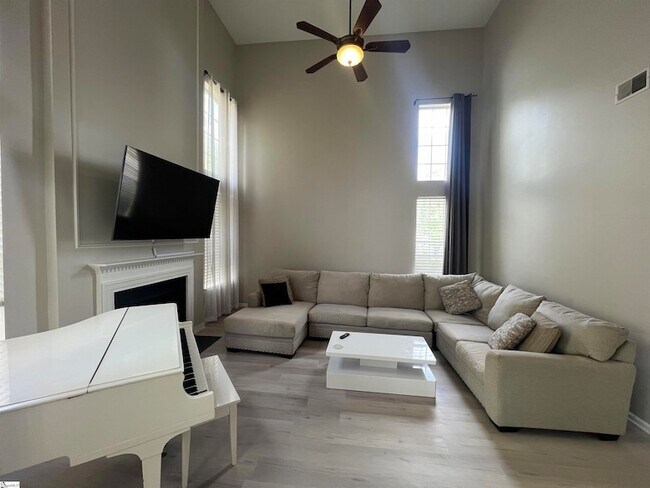 Building Photo - 522 Peach Grove Pl