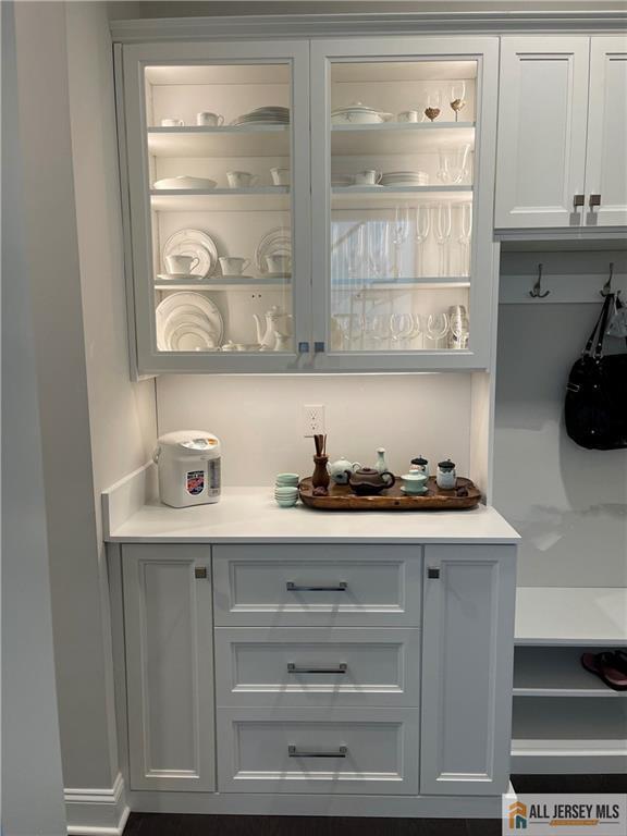 Building Photo - 30 Hamilton Dr