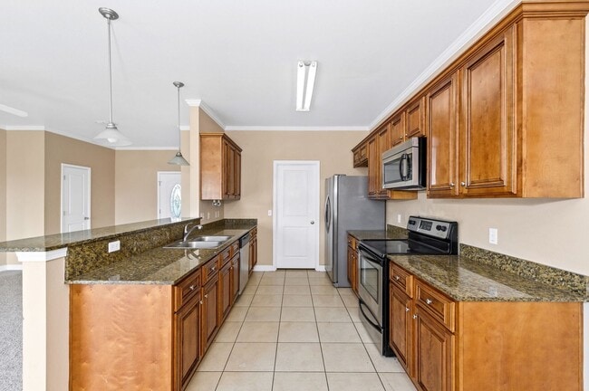Building Photo - Loxley Home for Lease Available October!!