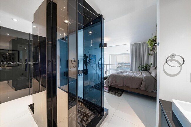 Building Photo - 1040 Biscayne Blvd