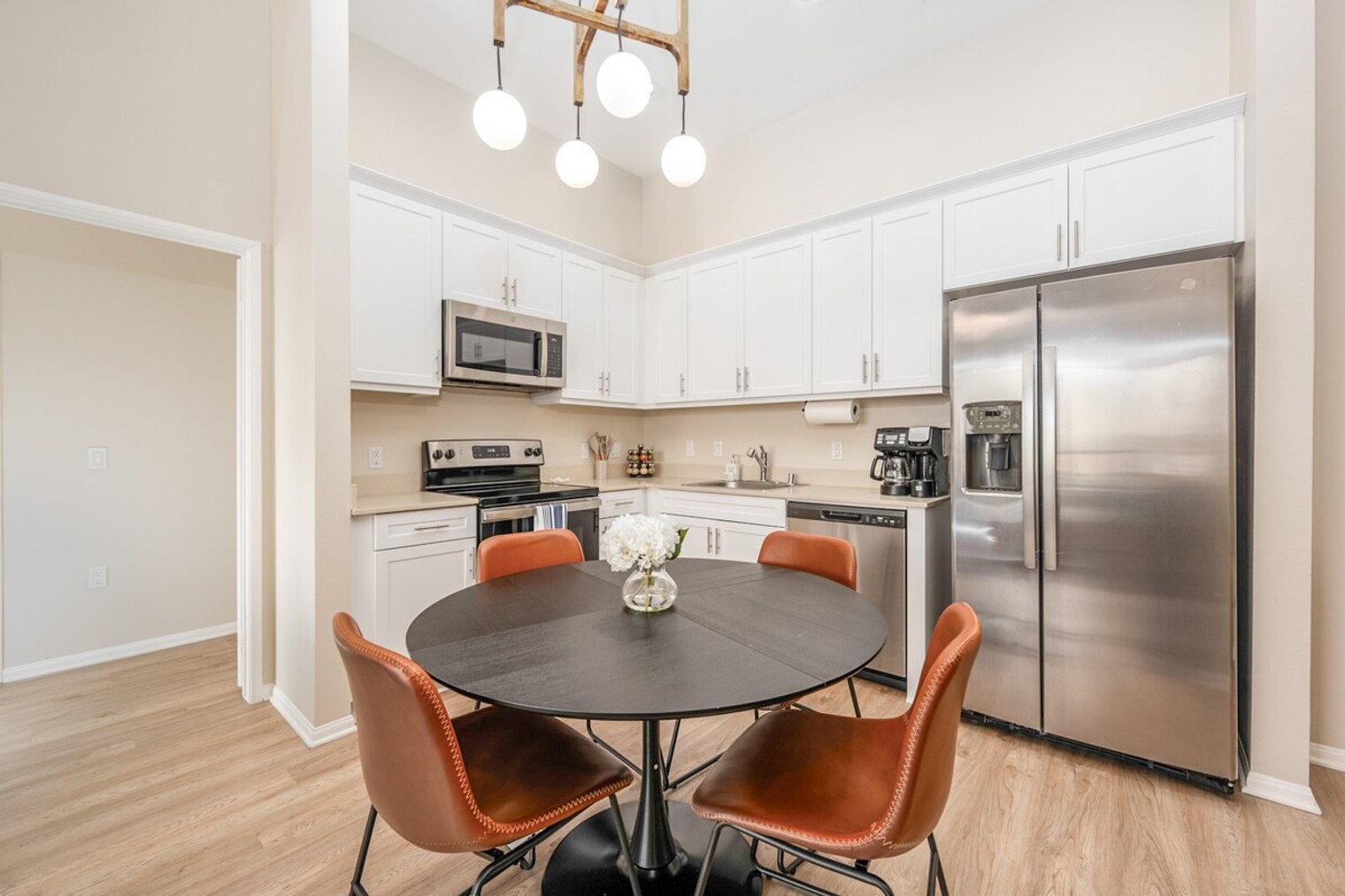 Building Photo - 4384 Iowa St