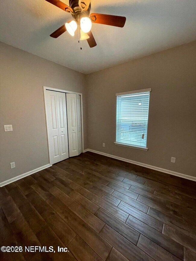 Building Photo - 81051 Leeside Ct