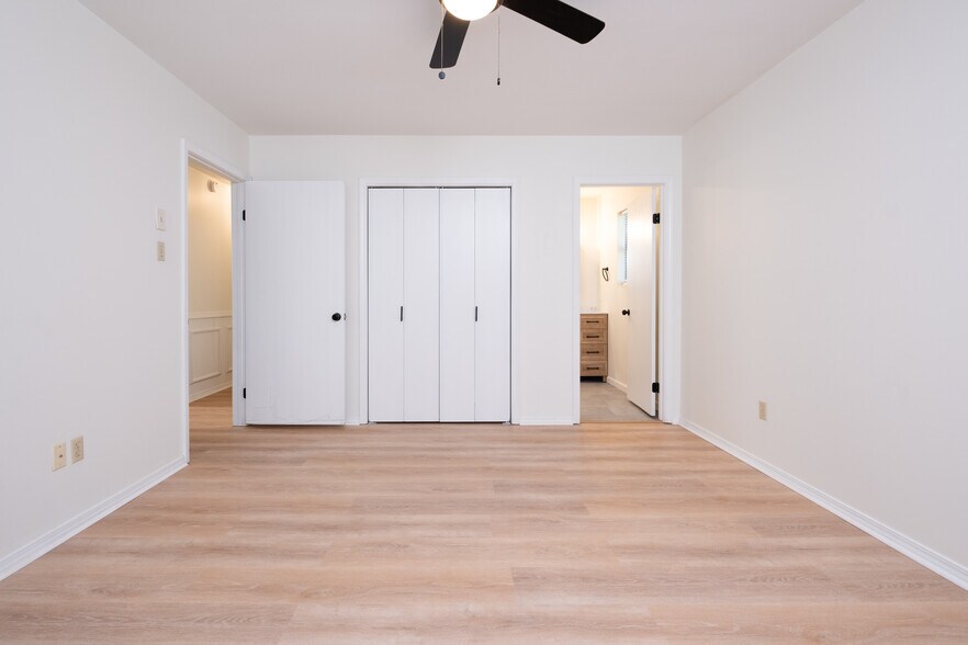 Building Photo - 55 Oak Forest Loop