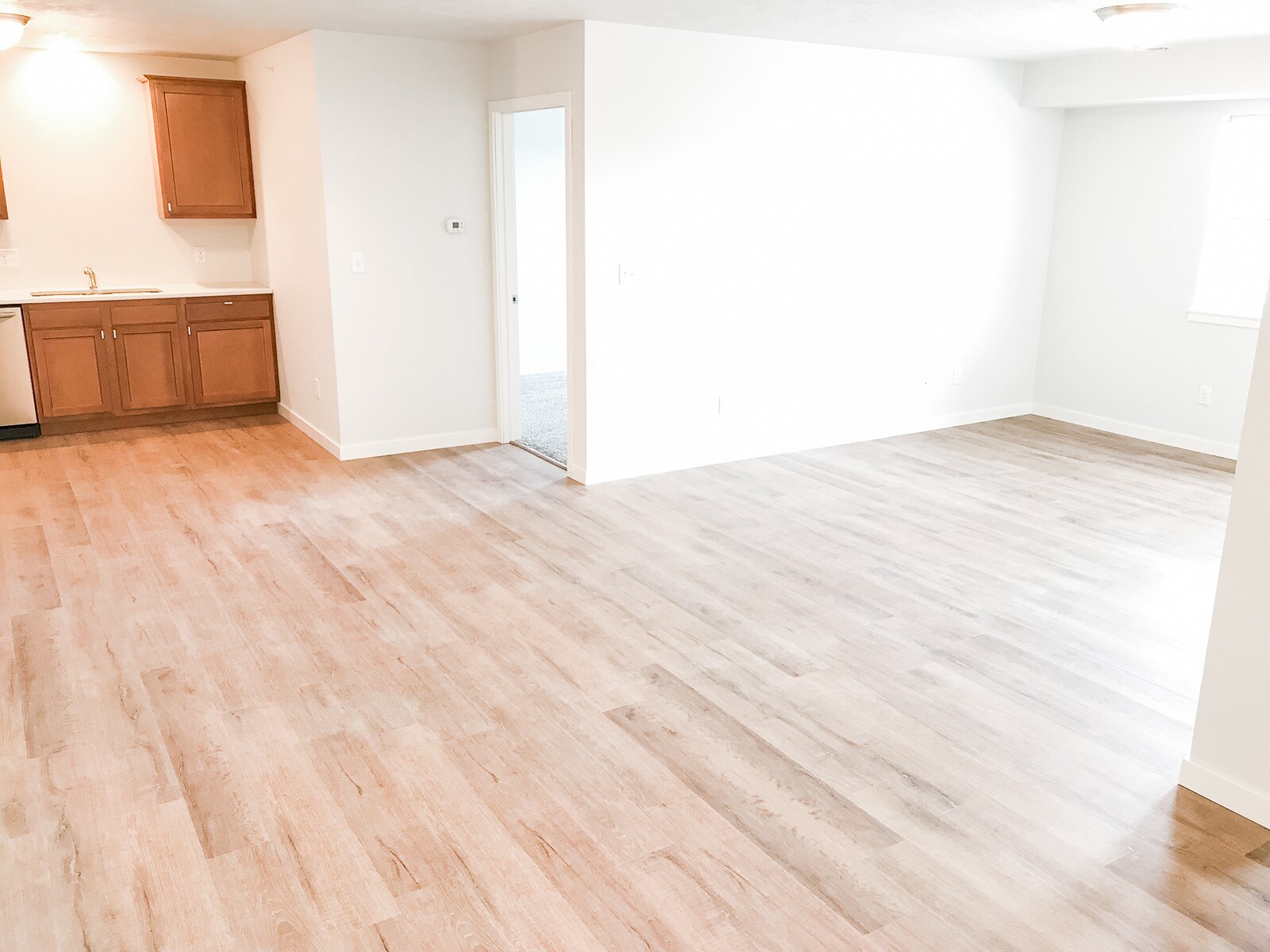 Building Photo - 1355 Holton Dr