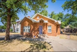 Building Photo - 2608 20th St